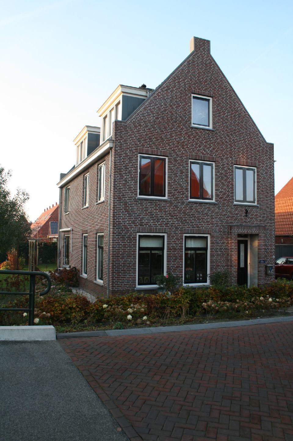 diverse_-_09_2_20121114_1004580208